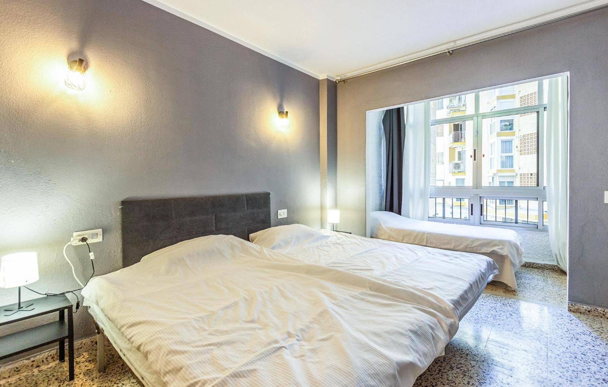 Nice Apartment In Torrevieja With Wifi エクステリア 写真