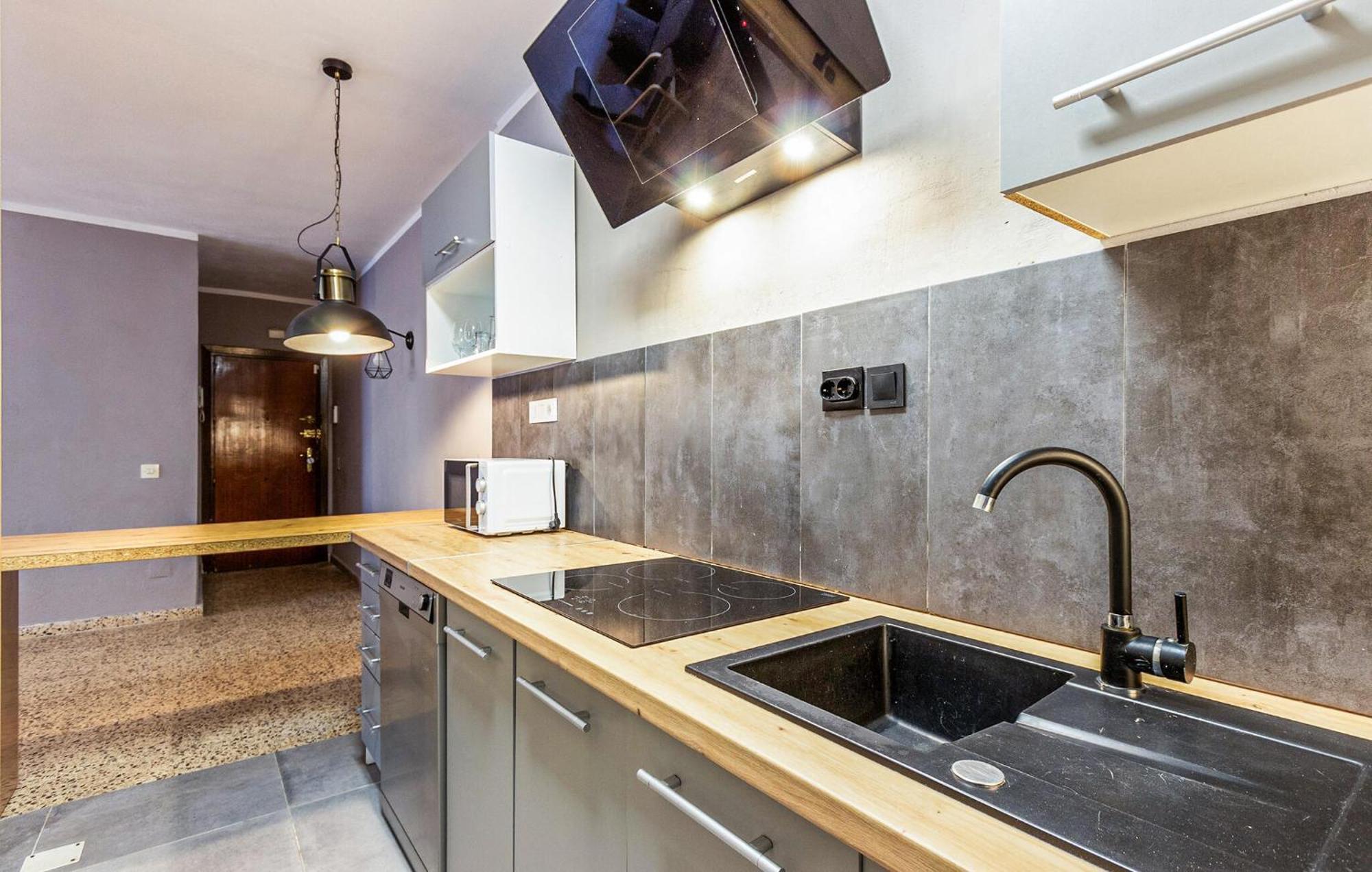 Nice Apartment In Torrevieja With Wifi エクステリア 写真